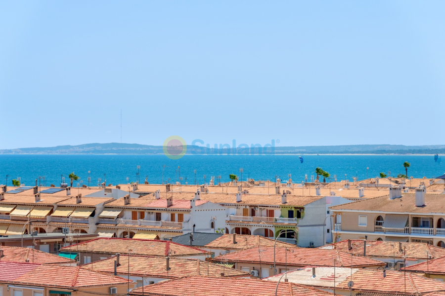 Resale - Apartment - Santa Pola