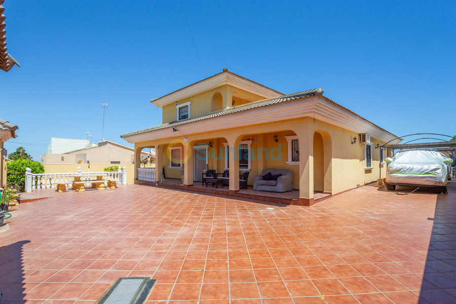 Brukte eiendommer - Villa - Torrevieja - Los Balcones