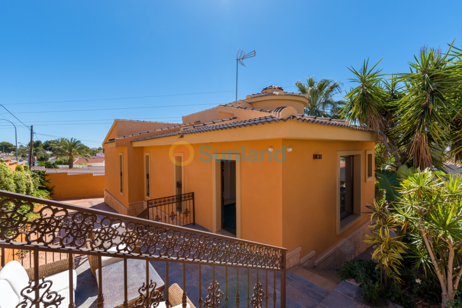 Resale - Villa - Ciudad Quesada - Rojales