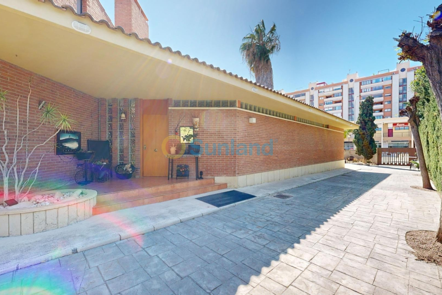 Använda fastigheter - Villa - San Juan - San Juan de Alicante