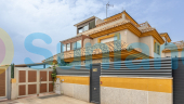 Resale - Semi - Detached Villa - Los Montesinos - La Herrada