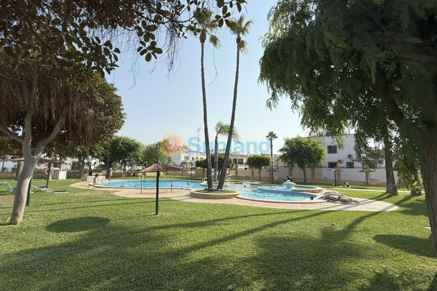 Resale - Townhouse - Orihuela Costa - 