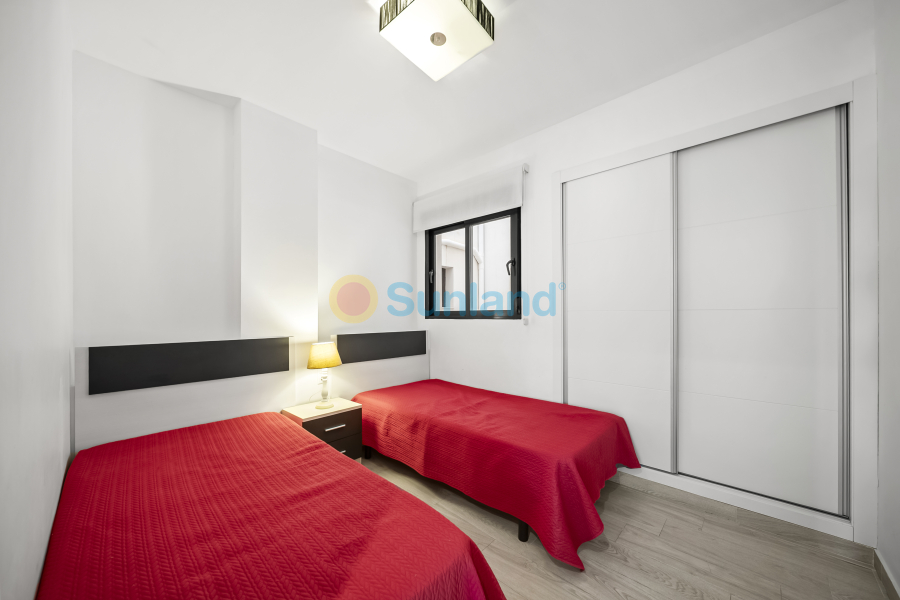 Använda fastigheter - Apartamento - Torrevieja - La Mata