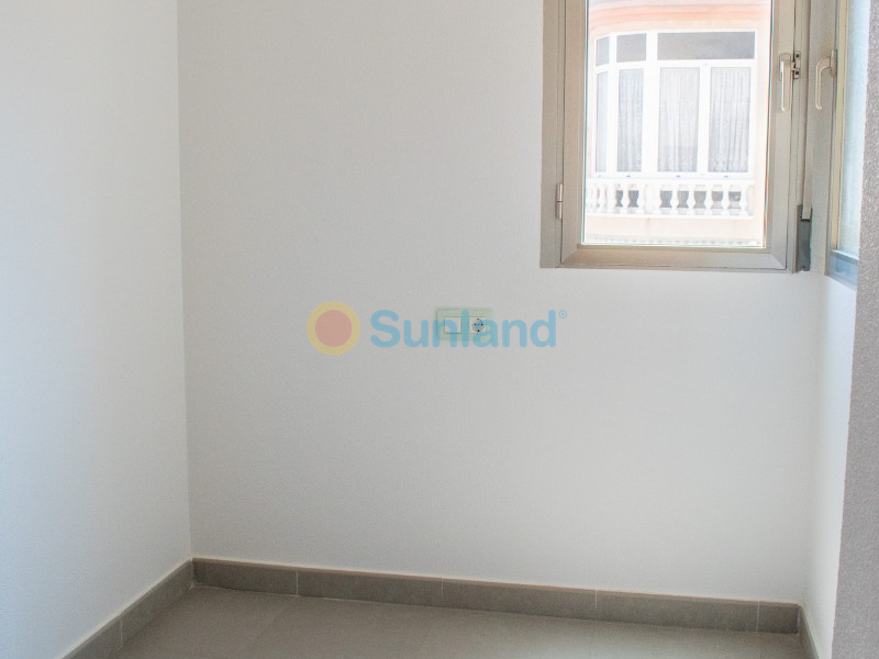 Resale - Apartment - Guardamar del Segura - Center