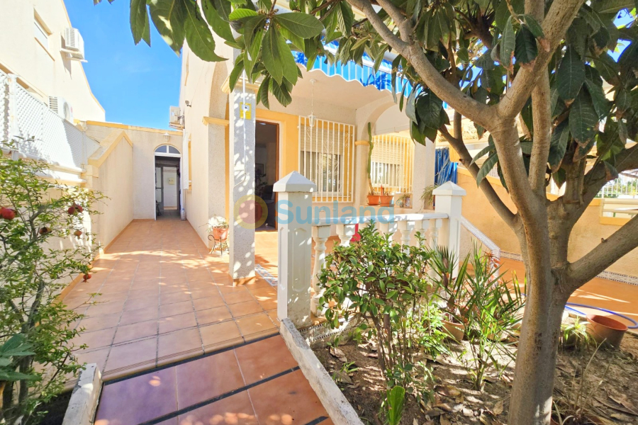 Resale - Apartment - Los Alcázares - 