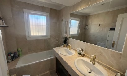 Resale - Villa - Algorfa