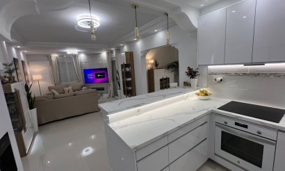 Resale - Villa - Algorfa