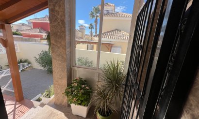 Resale - Villa - Algorfa