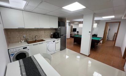 Resale - Villa - Algorfa