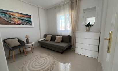 Resale - Villa - Algorfa