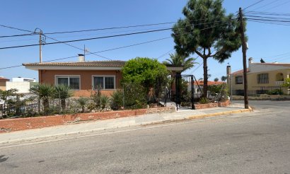 Använda fastigheter - Villa - Benijofar - pueblo