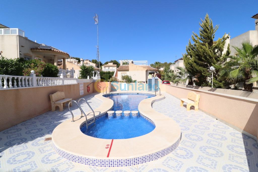 Resale - Villa - Orihuela Costa - Villamartin