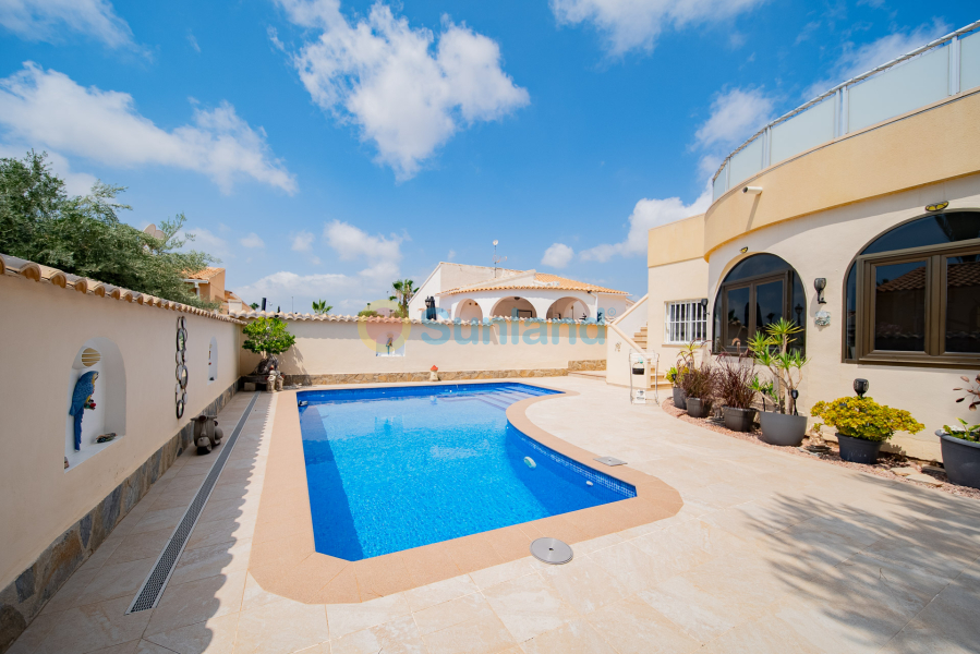 Brukte eiendommer - Villa - Orihuela Costa - La Florida