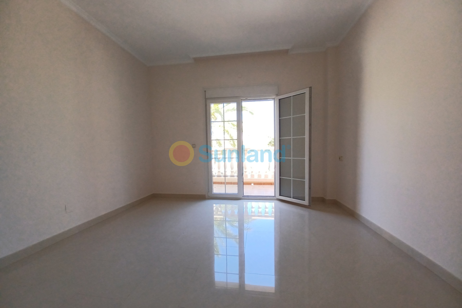 Brukte eiendommer - V - Cabo Roig