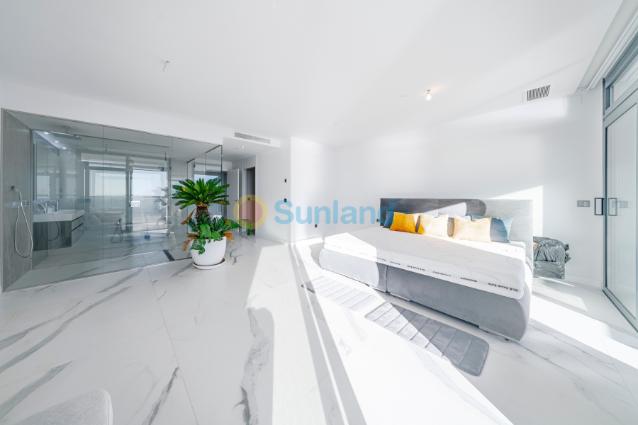 Resale - Apartment - Benidorm