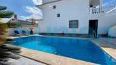 Segunda mano - Chalet - Torrevieja - Los Altos*