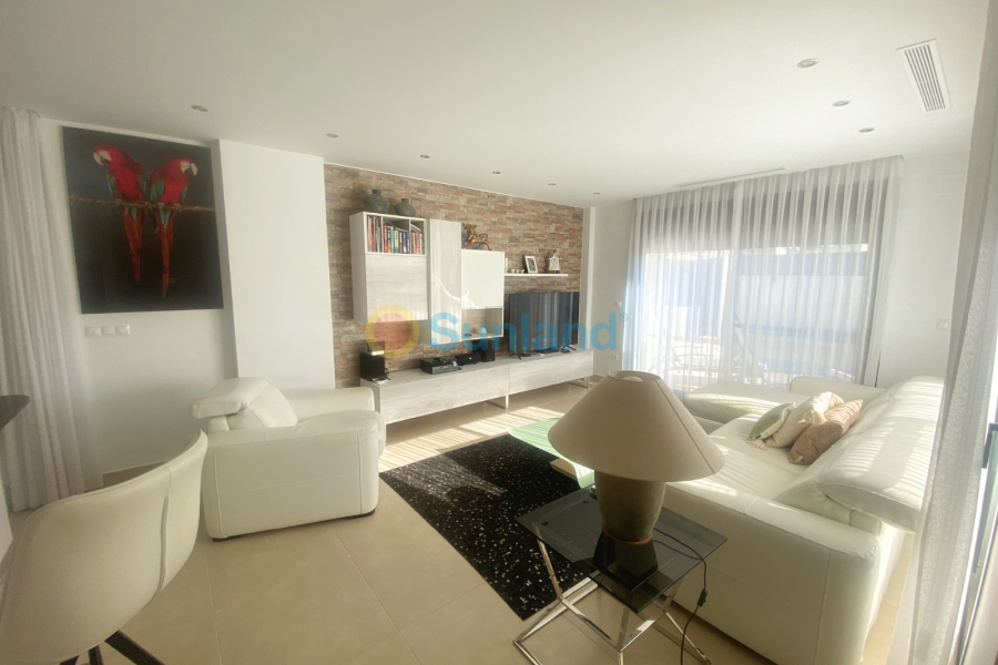 Använda fastigheter - Villa - Ciudad Quesada - Pueblo Bravo