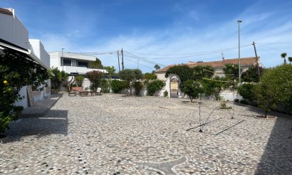 Resale - Villa - Ciudad Quesada - 