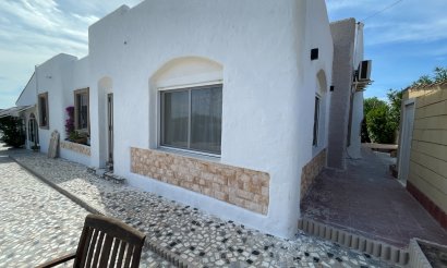 Resale - Villa - Ciudad Quesada - 