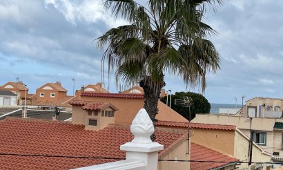 Resale - Bungalow - La Mata - Playa