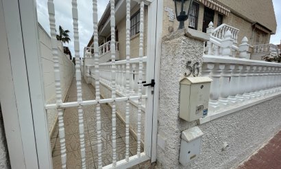 Resale - Bungalow - La Mata - Playa