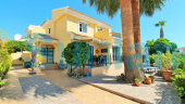 Resale - Villa - Villamartin - Los Dolses