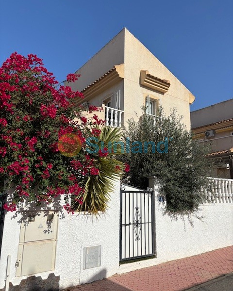 Brukte eiendommer - Detached Villa - Ciudad Quesada - Airstrip