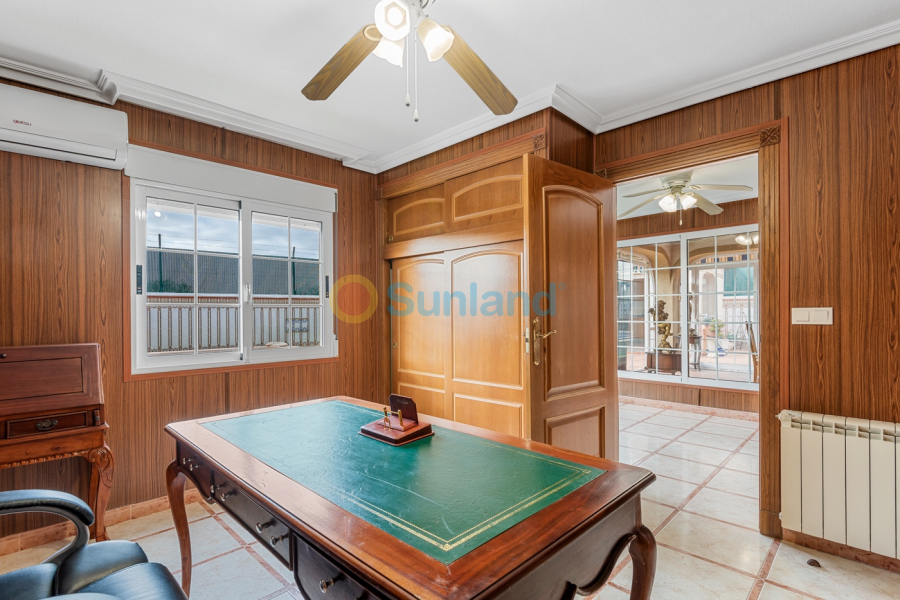 Använda fastigheter - Villa - Torrevieja