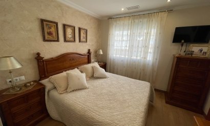 Resale - Townhouse - Elche - Center