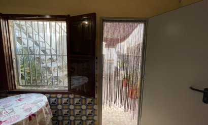 Resale - Townhouse - Jacarilla - Comunidad Valenciana