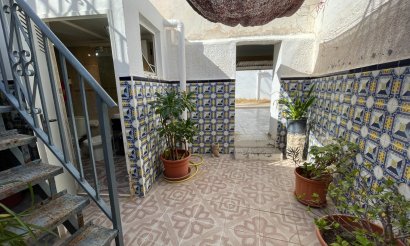 Resale - Townhouse - Jacarilla - Comunidad Valenciana