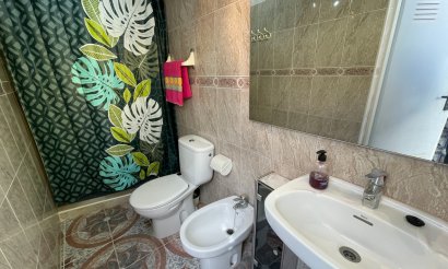 Resale - Townhouse - Jacarilla - Comunidad Valenciana