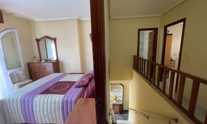 Resale - Townhouse - Jacarilla - Comunidad Valenciana