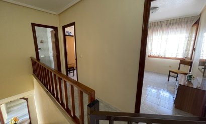 Resale - Townhouse - Jacarilla - Comunidad Valenciana