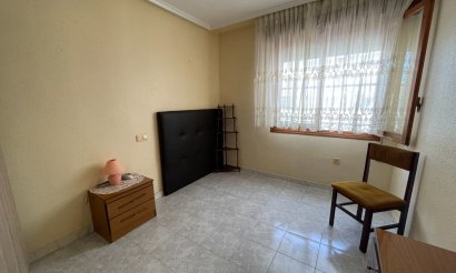 Resale - Townhouse - Jacarilla - Comunidad Valenciana