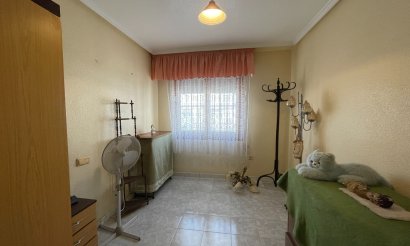 Resale - Townhouse - Jacarilla - Comunidad Valenciana