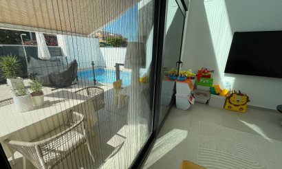 Resale - Villa - Formentera del Segura - pueblo