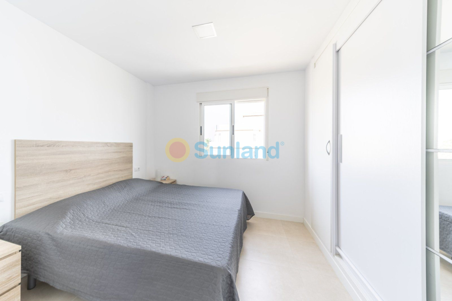 Resale - Apartamento - Torrevieja - Punta Prima