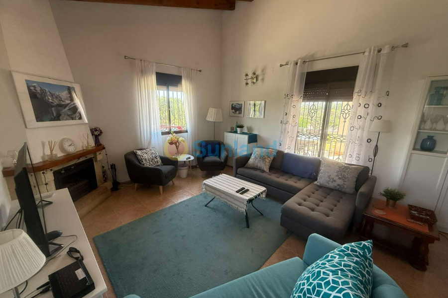 Resale - Country house - Dolores - 