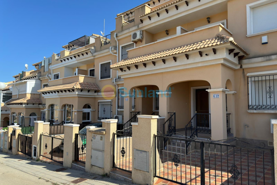 Resale - Townhouse - Orihuela Costa - Villamartin