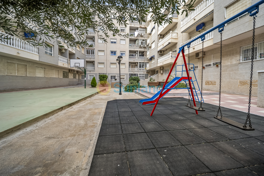 Använda fastigheter - Apartamento - Torrevieja - Centro