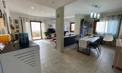 Resale - Apartment - Flat - Almoradí - Center