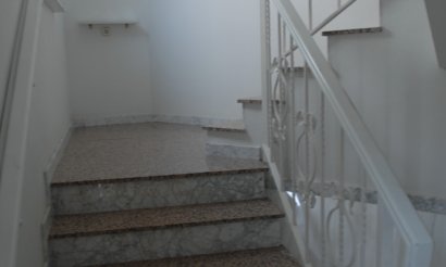 Alquiler a largo plazo - Adosado - Crevillente