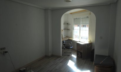 Alquiler a largo plazo - Adosado - Crevillente