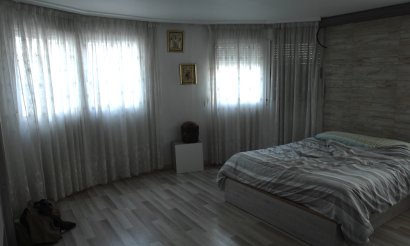 Alquiler a largo plazo - Adosado - Crevillente