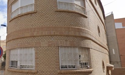 Alquiler a largo plazo - Adosado - Crevillente