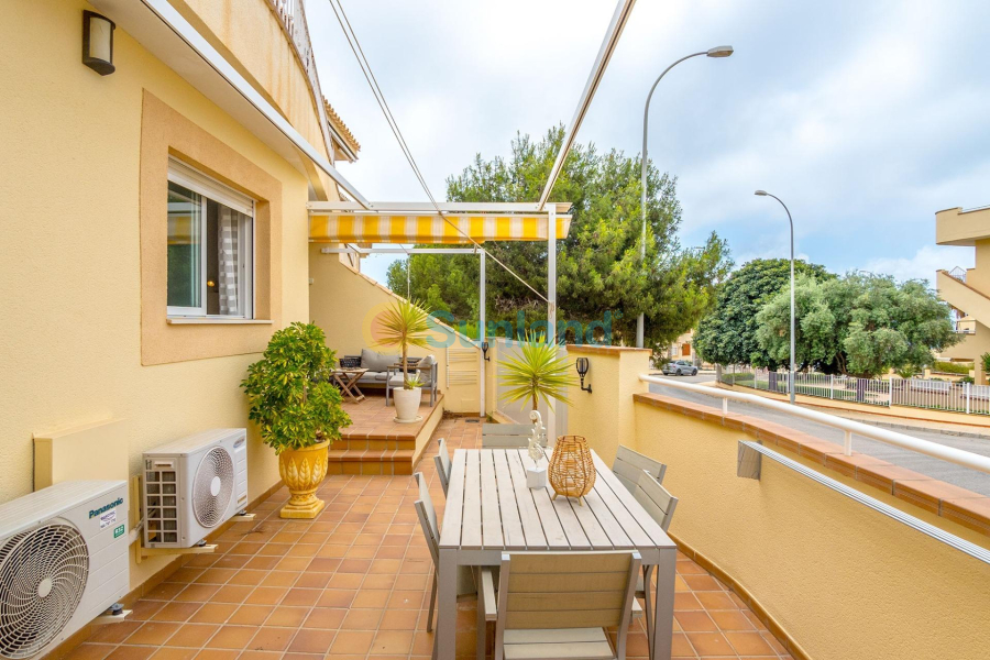 Verkauf - Apartment - Orihuela Costa - Campoamor