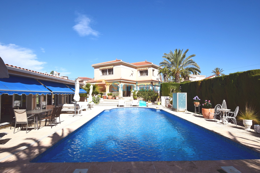 Resale - Detached Villa - Ciudad Quesada - Central Quesada