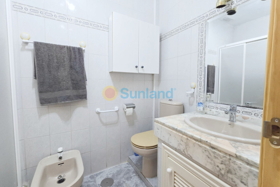 Resale - Apartment - Los Alcázares - 