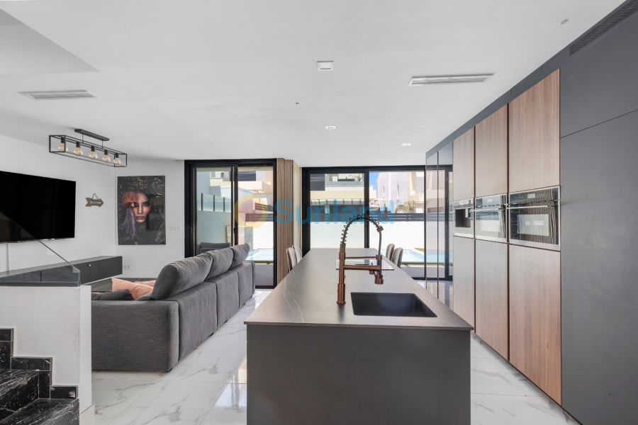 Brukte eiendommer - Villa - Los Montesinos - La Herrada